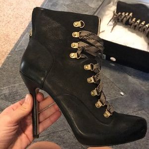 Boutique 9 lace up heeled leather boots
